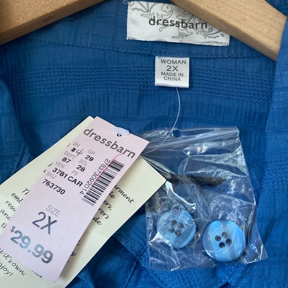 (BN38) Lot of 3 Dress barn button front roll tab 1/4 sleeves tops, NWT - Picture 6 of 12